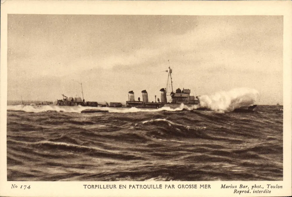 Torpedoboot auf Patrouille auf hoher See — Marius Bar, phot., Toulon — Nr. 174 - Vorderseite