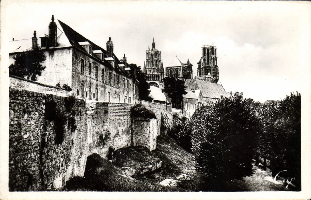 Laon — Die Mauern und die Nordpromenade — C.A.P. Paris - Vorderseite