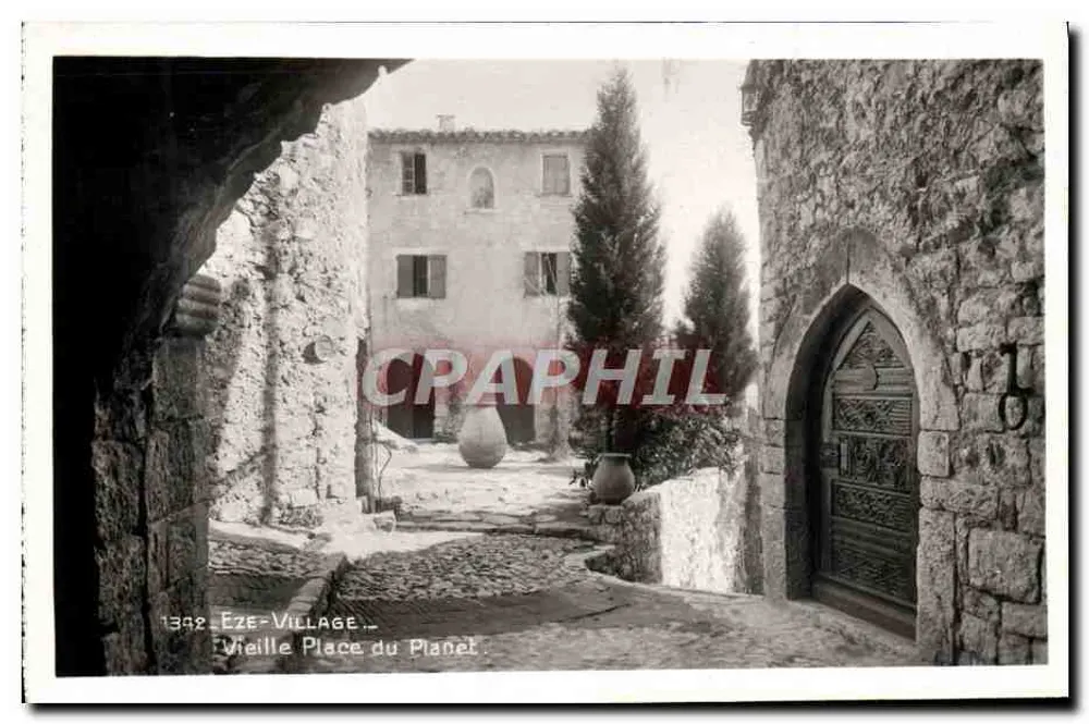 Eze - Villaggio - Piazza Vecchia del Planet - Recto