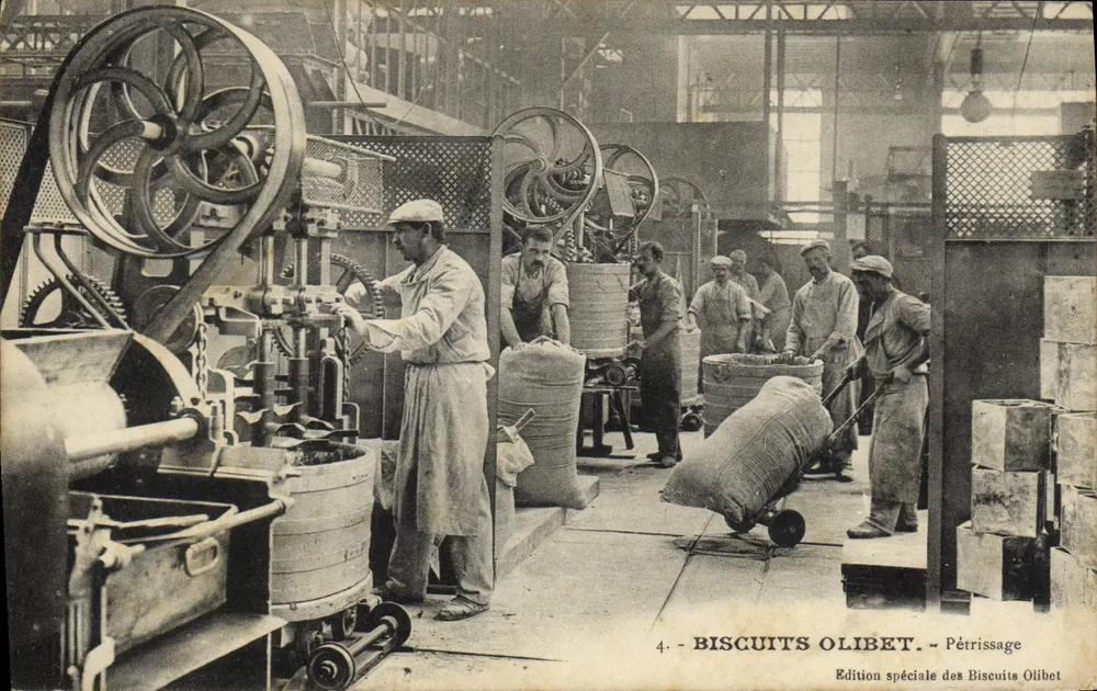 Amassar em uma fábrica de biscoitos — Edição especial dos Biscuits Olibet, n°4 - Frente