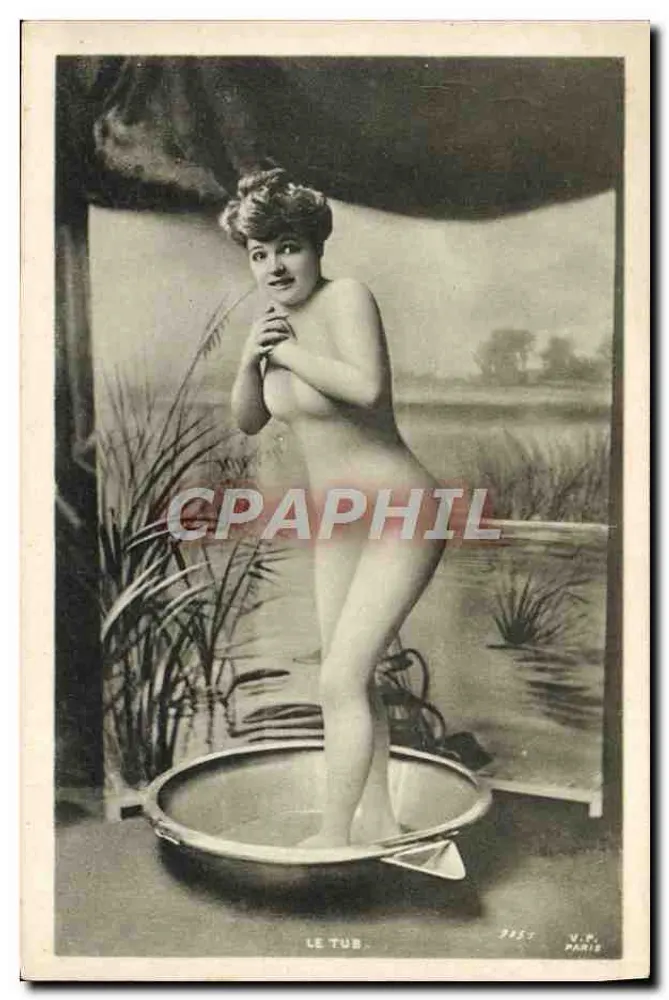 Nackte Frau im Bad — Kabarett-Szene — V.P. Paris, n° 315 - Vorderseite