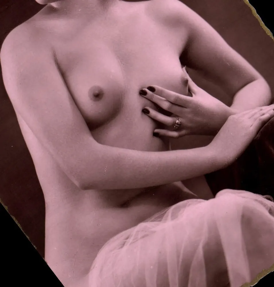 Nu feminino — pose íntima — Edições de Luxo G.P. Paris, n° 418 - Frente
