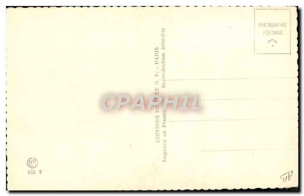 Mulher nua sentada em um almofada de veludo — Edições G.P. Paris - Verso