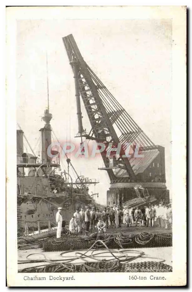 Chatham Dockyard — Grua de 160 toneladas — Photo Gate & Foldan Ltd. - Frente