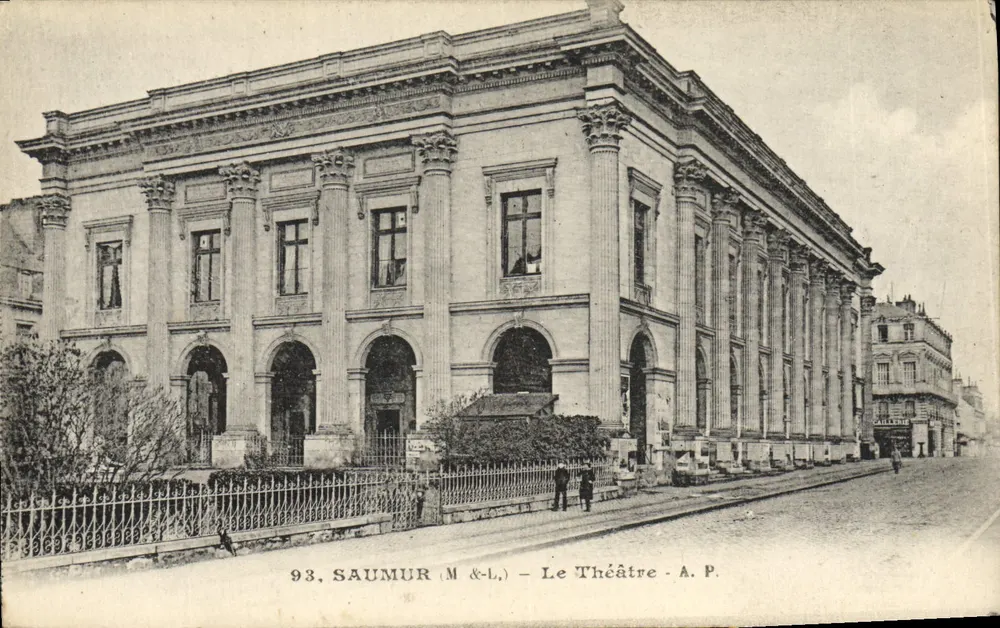 Saumur (M & L.) — O Teatro — A. P. - Frente