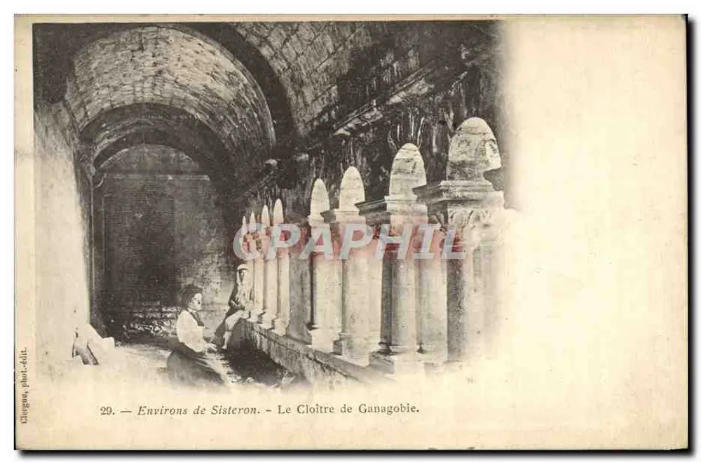 Arredores de Sisteron — O Claustro de Ganagobie — Clivogues, fot.-edit. - Frente