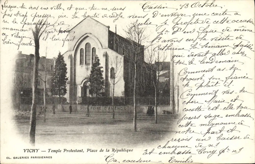 Vichy — Templo Protestante, Praça da República — CL. GALERIES PARISIENNES - Frente