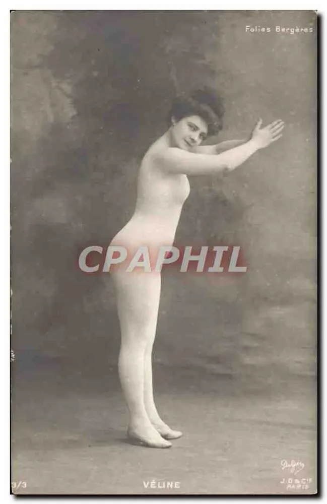 Véline — nackte Tänzerin — Folies Bergères, J. D. & Cie, Paris - Vorderseite