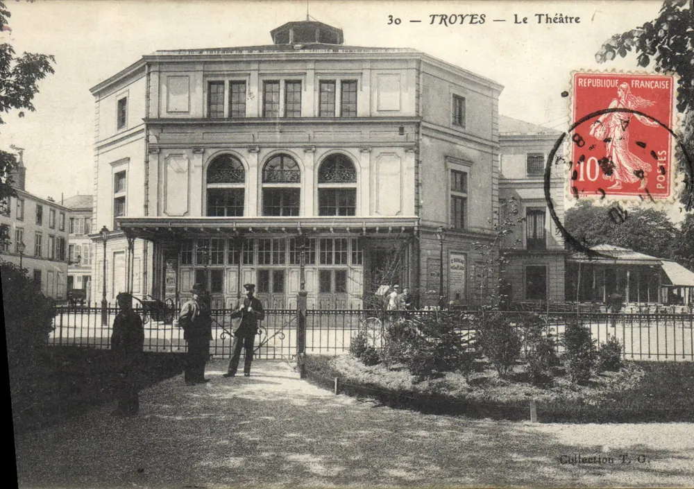 Troyes — O Teatro — Coleção T. G. - Frente