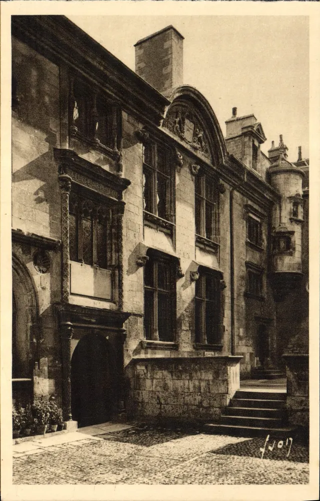 Bourges (Cher) — Hotel Lallemand, westliche Fassade — Les Éditions d'Art WON, Paris - Vorderseite