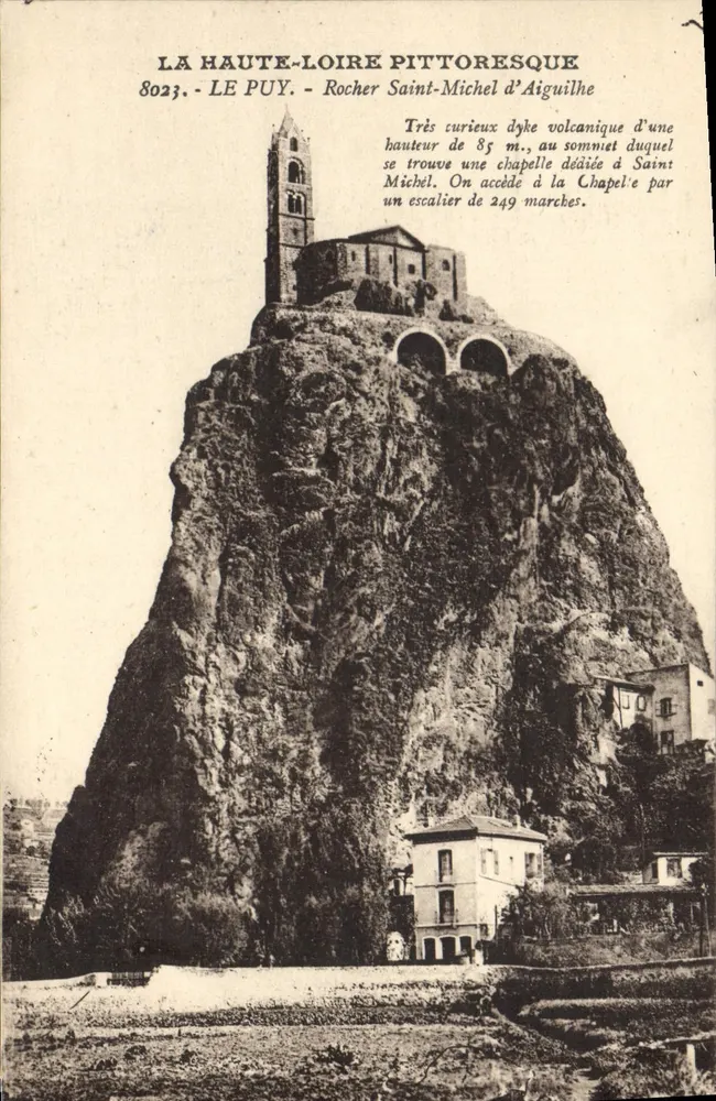 Le Puy - Rocher Saint-Michel d'Aiguilhe — editor St-Gérand (Allier) n°8023 - Frente
