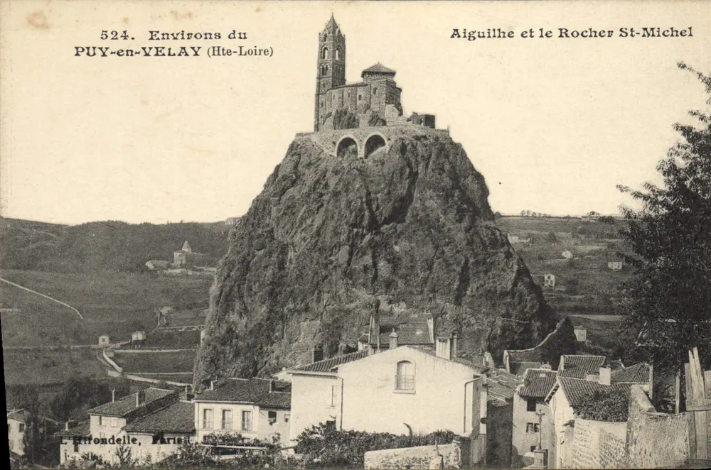 Nadel und Felsen St-Michel — Puy-en-Velay (Haute-Loire) — L. Hifondelle, Paris - Vorderseite