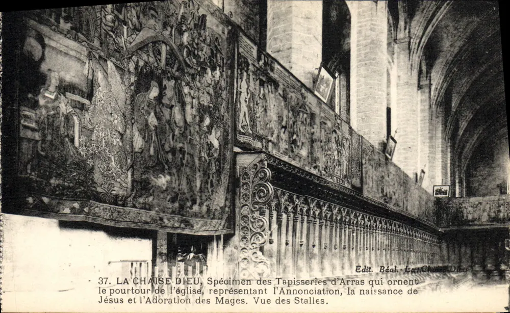 La Chaise-Dieu — Tapeçarias de Arras decorando a igreja, vista das cadeiras — Ed. Béal, La Chaise-Dieu, n°37 - Frente