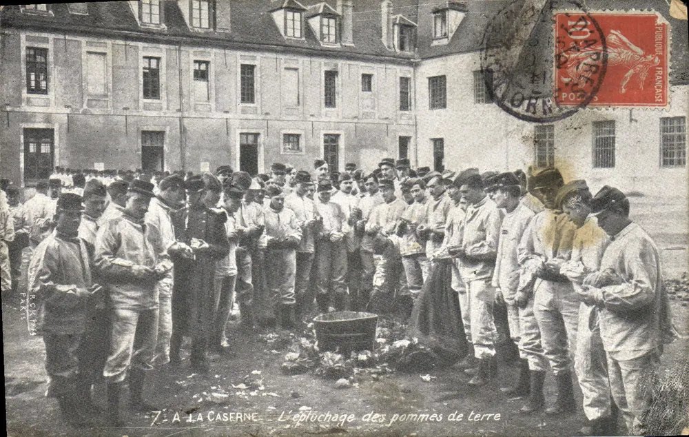 Die Kaserne — Kartoffeln schälen — P. C. C. Paris - Vorderseite