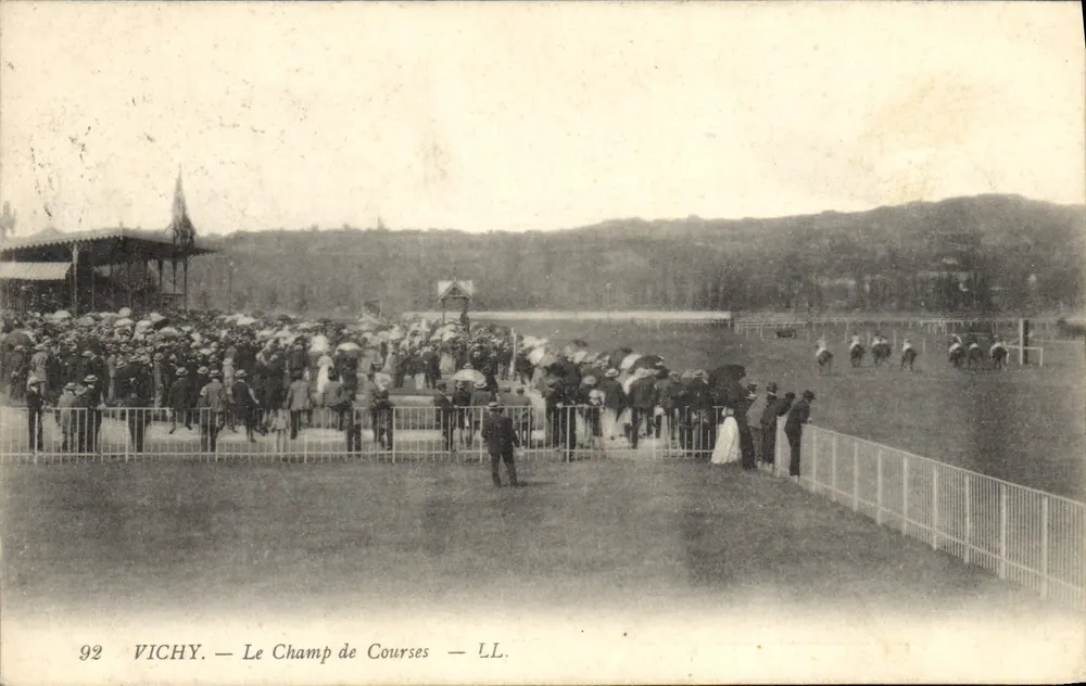 Vichy — El Campo de Carreras — LL. n°92 - Anverso