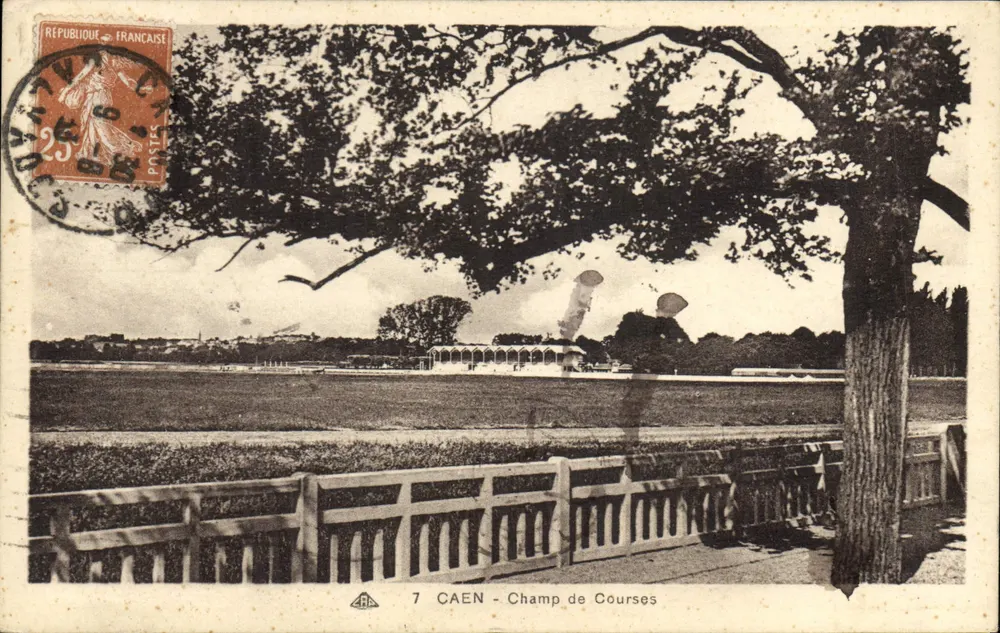 Caen - Campo de Corridas — editor ARA, n°7 - Frente