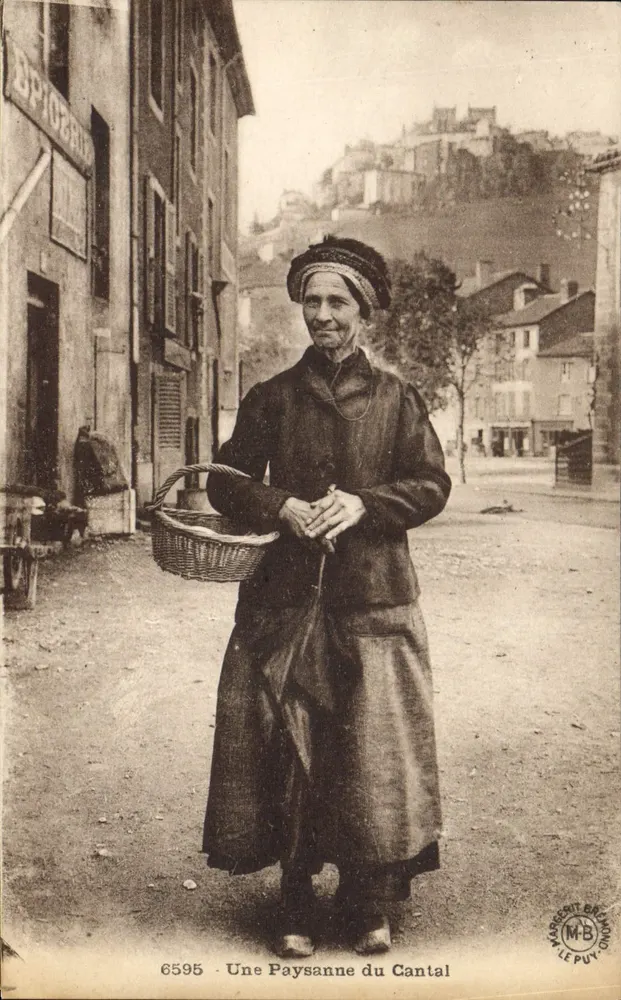 Uma Camponesa do Cantal — 6595 — Editor Margerit-Bremond, Le Puy - Frente