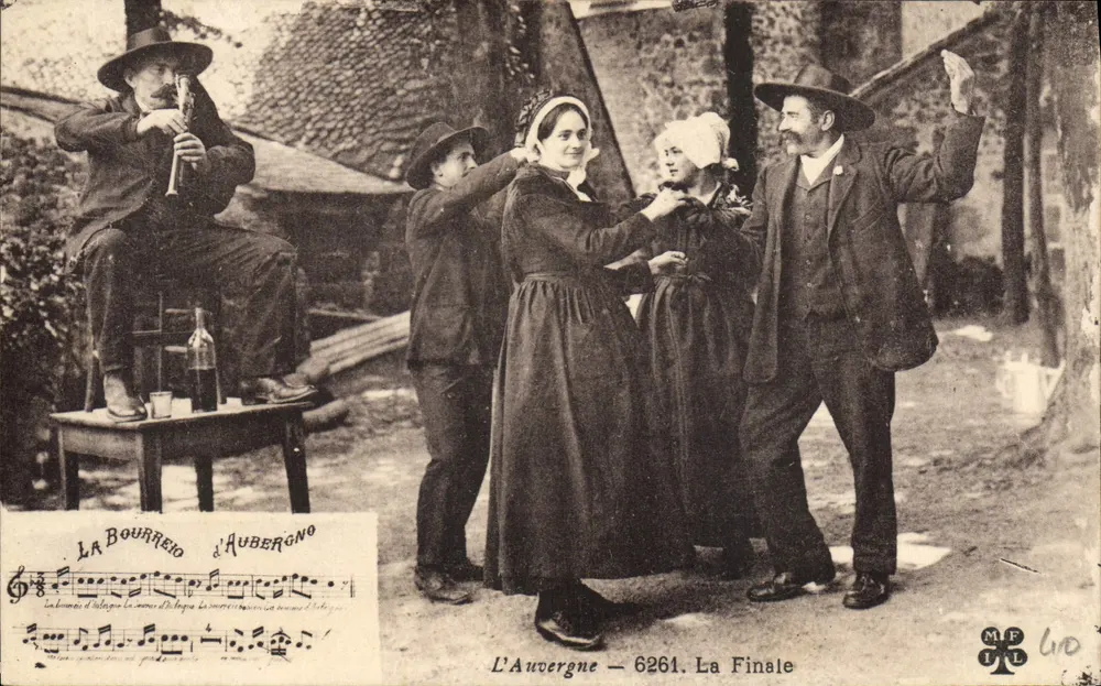 A Auvergne — 6261. A Final — A Bourrée d'Aubergno - Frente