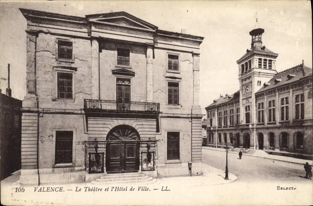 Valence — Das Theater und das Rathaus — LL. — Selecta - Vorderseite