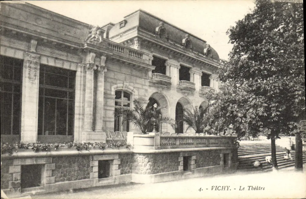 Vichy — O Teatro — editor Béguin, St-Germain (Allier) n°4 - Frente