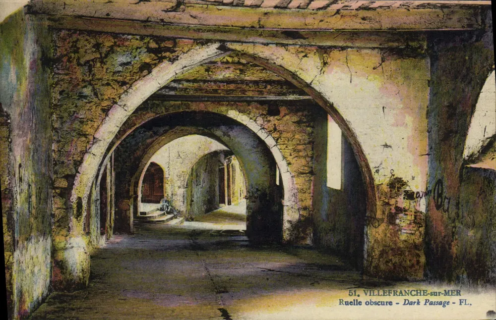 Villefranche-sur-Mer — Dunkler Gang — F.L. n°51 - Vorderseite
