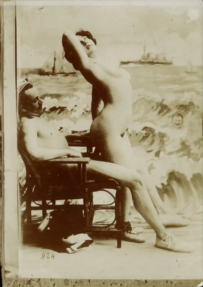 Zwei Nackte vor Seeblick — Studio Szene — R.6001 - Vorderseite