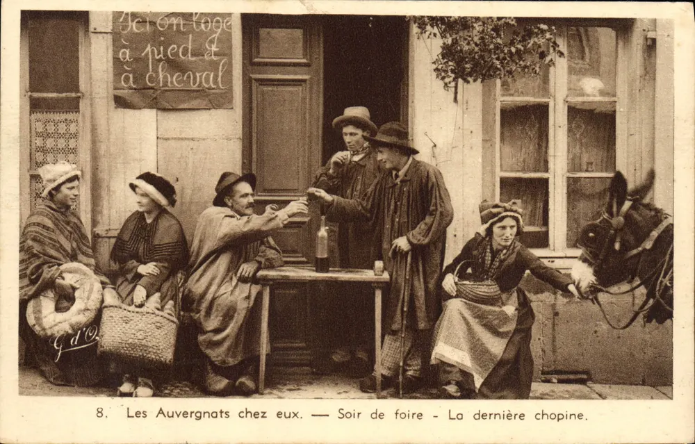 Die Auvergnats zu Hause — Abend auf dem Markt — Der letzte Schluck. — G d’O. - Vorderseite