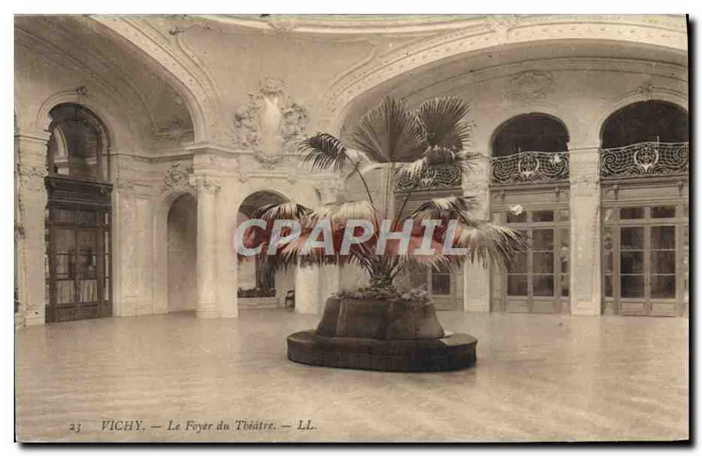 Vichy — Ansicht des Theaterfoyers — LL. - Vorderseite