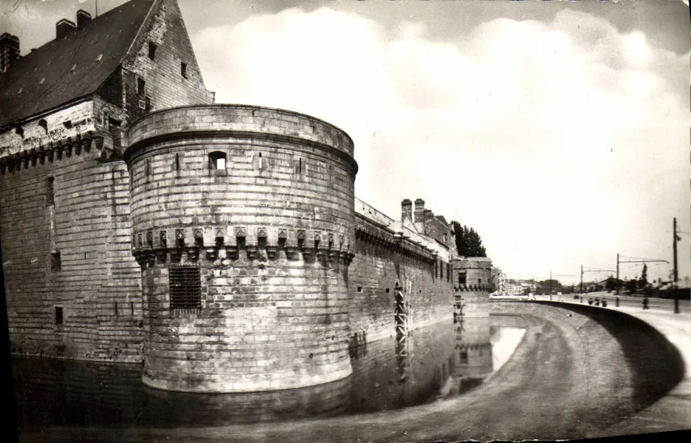 Nantes - Castelo dos Ducs — Edições do Globo, n°14 - Frente
