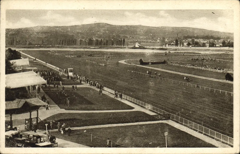 Vichy — O Campo de Corridas — Edições 'Ideal', Vichy (Allier) - Frente
