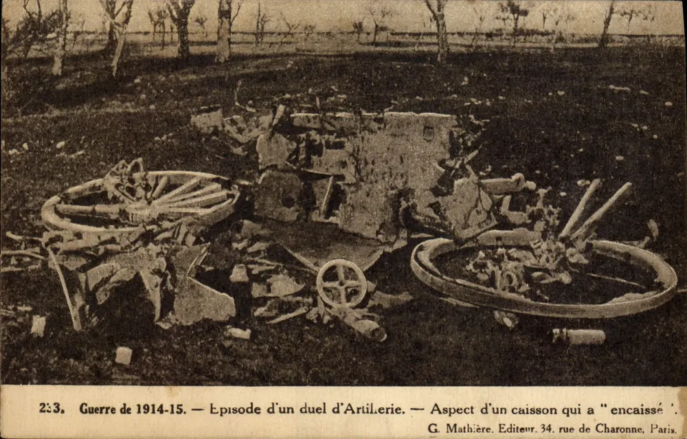 Krieg 1914-15 — Episode eines Artillerie-Duels — Ansicht eines Kaisons, der den Schlag 'aufgenommen' hat — G. Mathière, Verleger, 34 rue de Charonne, Paris - Vorderseite