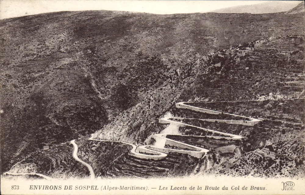 Um Sospel (Alpes-Maritimes) — Die Kurven der Straße zum Col de Braus — ND hot. n°873 - Vorderseite