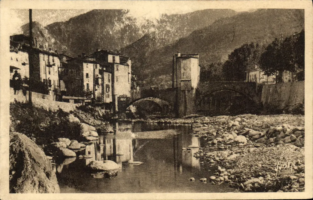 Sospel (Alpes-Maritimes) — Alte Häuser am Ufer der Bévéra — Éditions d'Art VYON, Paris - Vorderseite