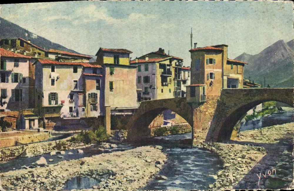 Sospel (Alpes-Maritimes) — Velhas casas na Bévéra — Edição Yvon - Frente