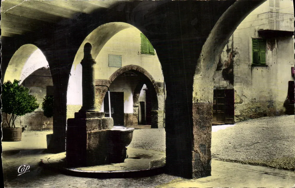 Sospel (A.M.) — Die alte Fontäne — Place Saint-Nicolas — Verlag Réal-Photo - Vorderseite