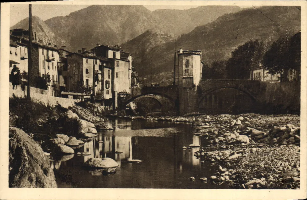 Sospel (Alpes-Maritimes) — Alte Häuser am Ufer der Bévera — Les Editions d'Art Yvonne, Paris - Vorderseite