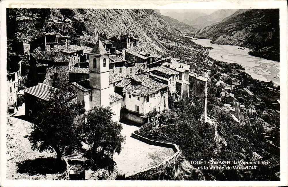 Touët-sur-Var — Das alte Dorf — ADIA - Vorderseite