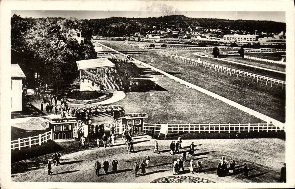 Champ de Courses de Vichy — vista panorâmica — Edição La Cigogne - Frente