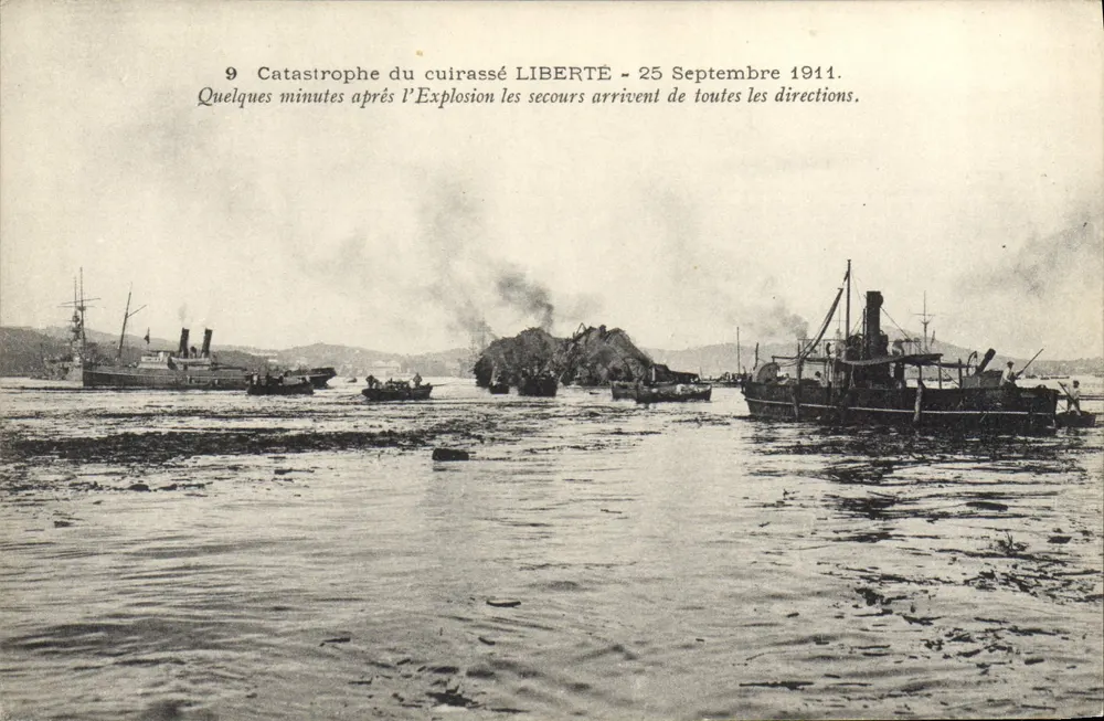 Katastrophe des Panzerschiffes LIBERTÉ — 25. September 1911 — Établissements d’Impressions Photographiques Marius Bar - Toulon - Vorderseite
