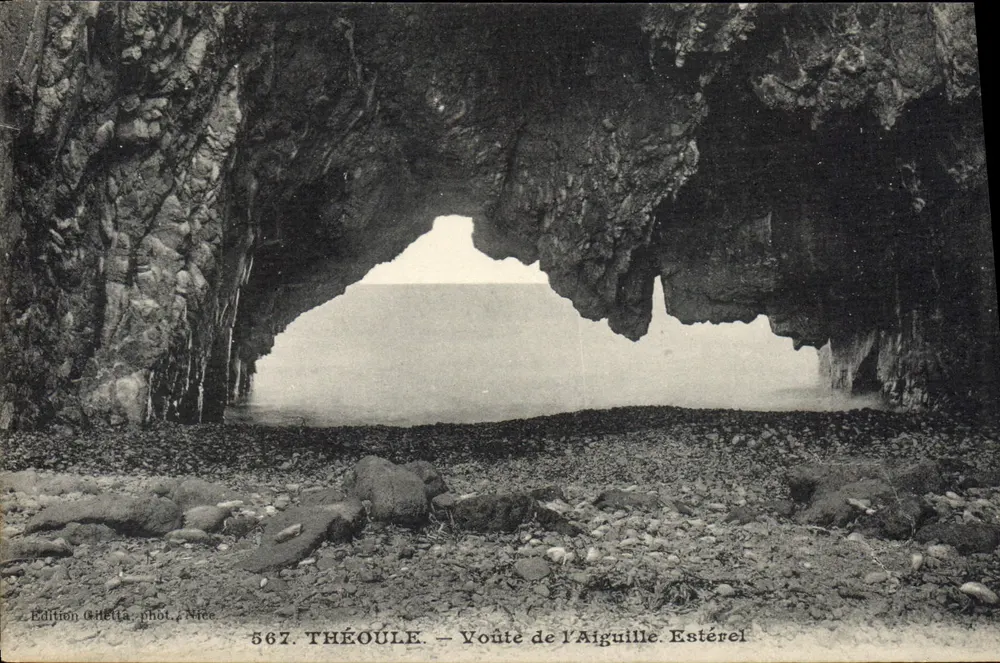 Théoule — Arco da Agulha, Estérel — Edição Giletta, fot. Nice, n° 567 - Frente