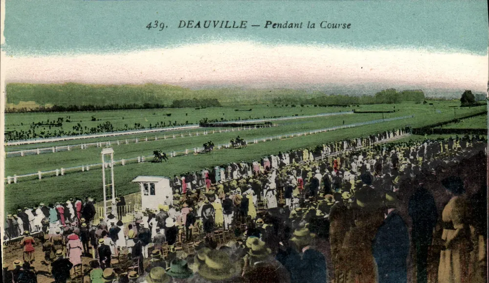 Deauville — Während des Rennens — 439 - Vorderseite