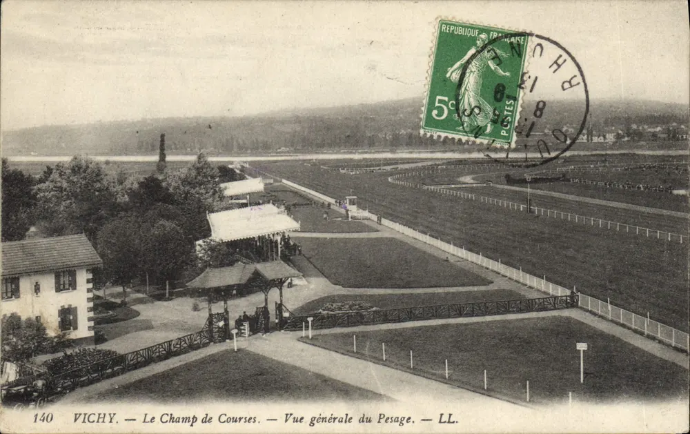 Vichy — Das Rennplatz — Allgemeine Ansicht der Waage — LL. - Vorderseite