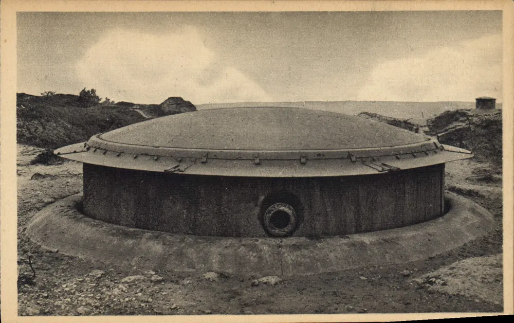 Fort de Douaumont — Kreisrunde Turm 165 — Edition Verdun - Vorderseite