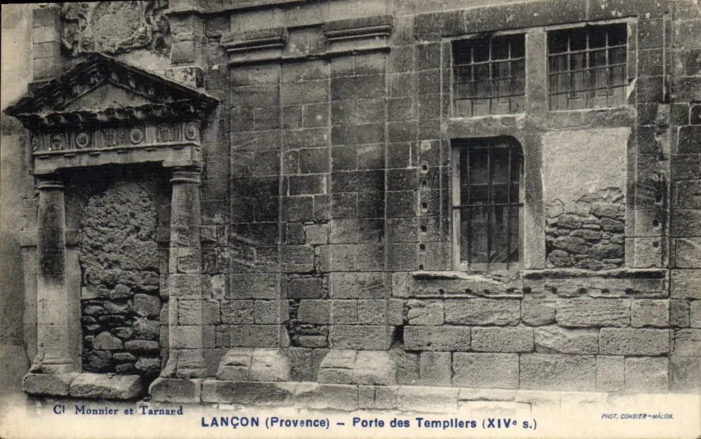 Lançon (Provência) — Porta dos Templários (século XIV) — Cl. Monnier et Tarnard - Frente