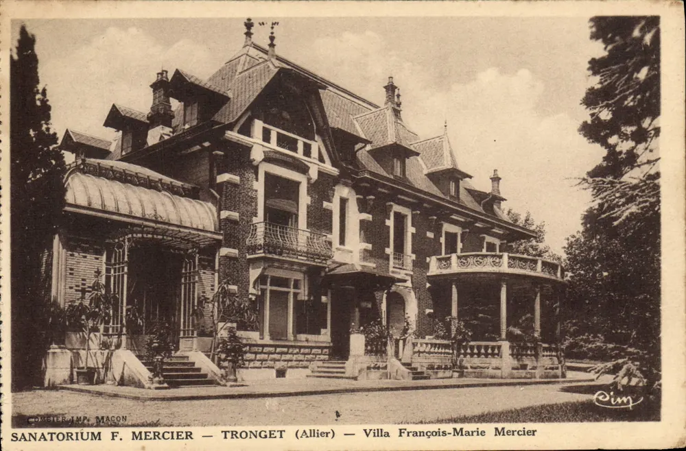 Villa François-Marie Mercier — Sanatorium F. Mercier — Tronget (Allier) - Vorderseite