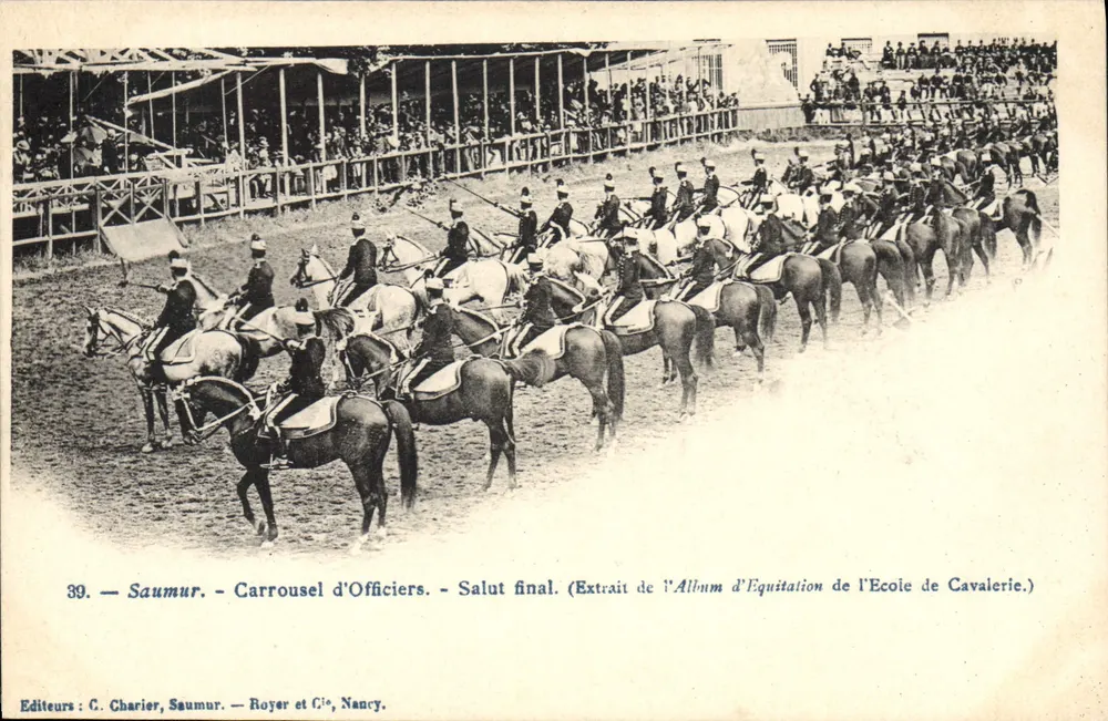 Saumur — Offizierskarussell — Abschiedsgruß — Auszug aus dem Reitalbum der Kavallerieschule — Verleger C. Charier, Saumur — Royer et Cie, Nancy - Vorderseite