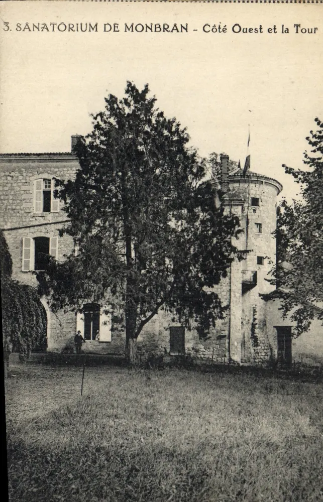 Sanatorium de Monbran — Westseite und Turm — Verlag: Ansichtskarte - Vorderseite
