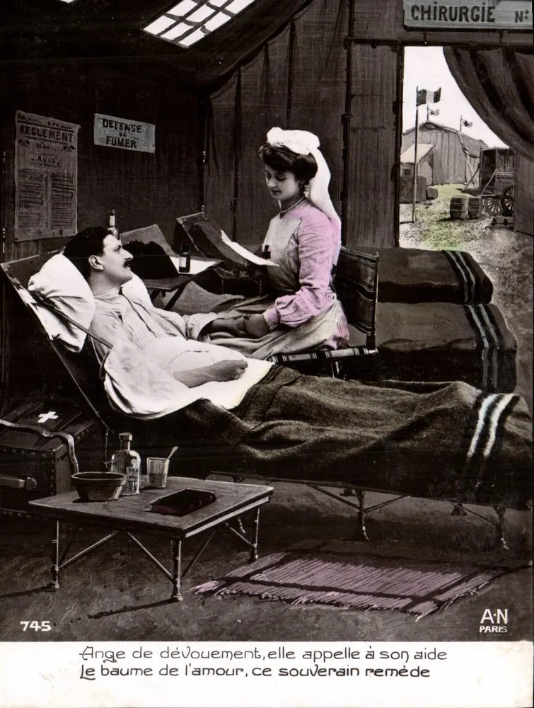 Schwestern und verwundeter Soldat in einem Feldlazarett — A.N. Paris, n°745 - Vorderseite