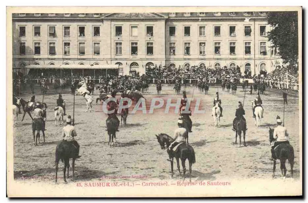 Saumur (M.-et-L.) — Karussell — Springreitakt - Vorderseite