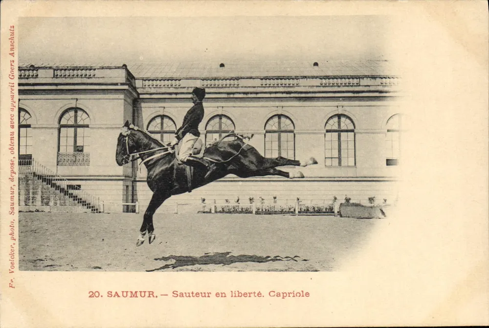 Saumur — Freestyle Springreiter. Capriole — Fr. Yoelcker, Foto. Nr. 20 - Vorderseite